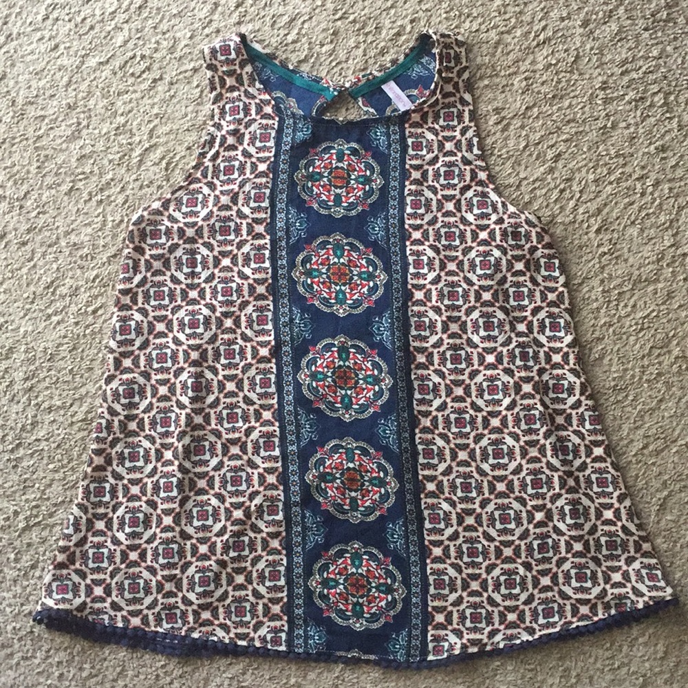 NWOT Xhilarition tank top size M